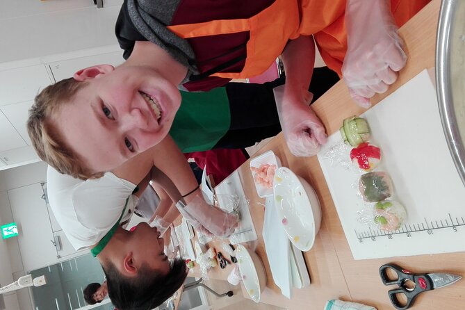 2 hours sushi class - Who this class is best for in Sapporo