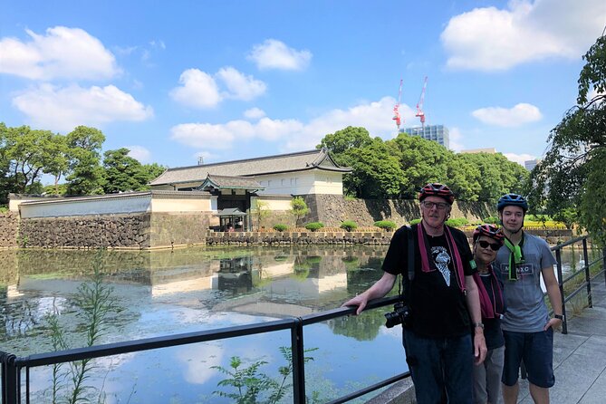 3h Tokyo E-Bike Tour: Hidden Gems, and Local Life with guide - PM route: Akihabara, tool streets, and the Asakusa temple approach