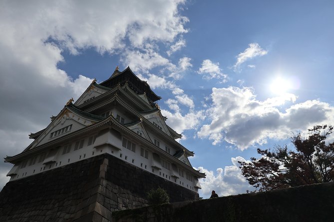 5-Hour Osaka Bike Tour to the Neighborhood of Osaka Castle - A 5-hour Osaka loop that mixes shrine culture and castle views
