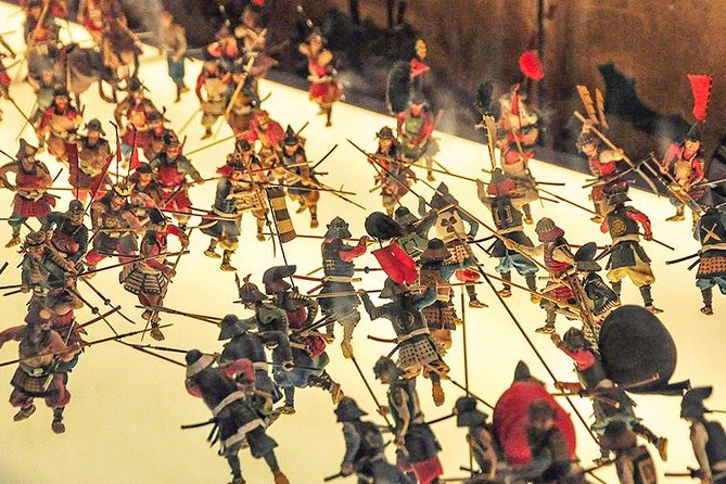 A Tour to Explore the Symbol of Osaka: Osaka Castle - Stop 5: Osaka Castle, reconstructed exhibits and the tea ceremony room