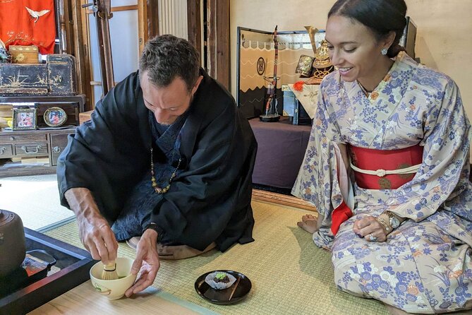 A Unique Antique Kimono and Tea ceremony Experience in English - Antique kimono rental: choosing, dressing, and feeling comfortable