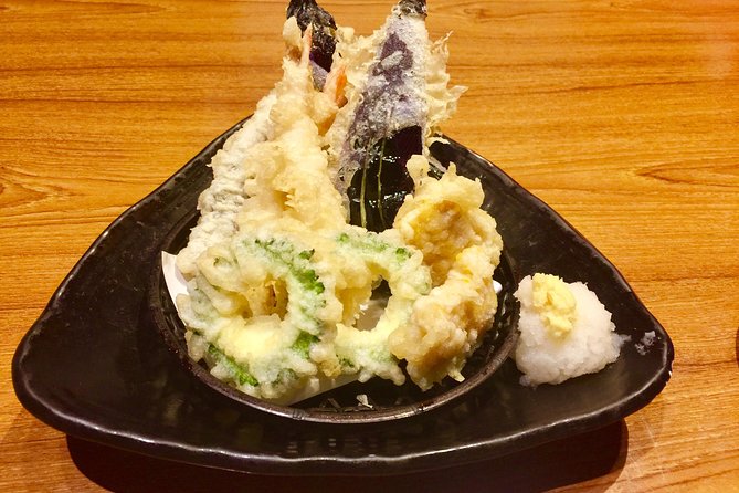 Absolute Osaka Food Tour - Kuromon Market: the classic Osaka tasting ground