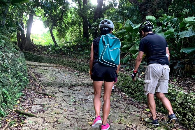 Afternoon Adventure: Okinawa Local Cycling with Spectacular Views - Shurijo Castle Park and the Shureimon Gate Photo Moment
