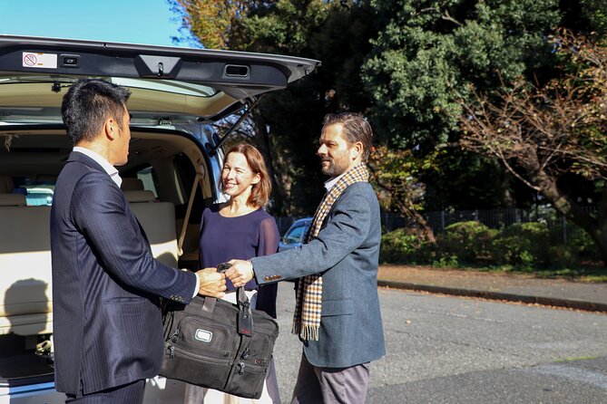 Airport transfer: Narita, Haneda (Tokyo), HND-NRT Airport shuttle - When a Narita or Haneda taxi is the right move