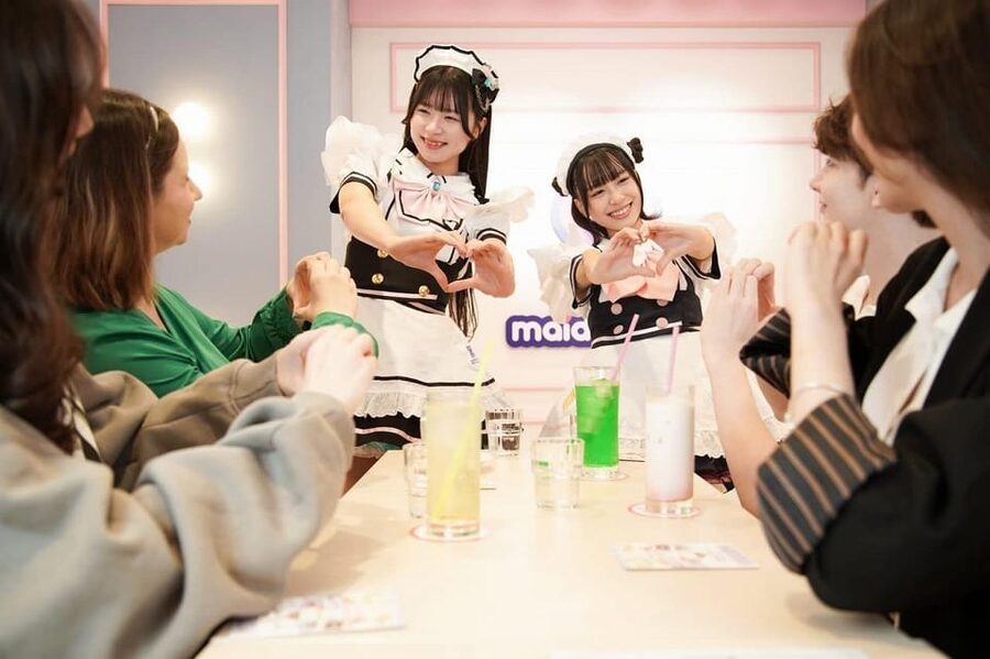 Akihabara: Anime & Gaming Adventure Tour (Group or Private) - Super Potato and Akiba Cultures Zone, shopping with a mission