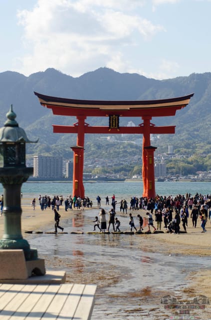Amazing Hiroshima: Private City Tour with a Local Guide - Hiroshima and Miyajima in One Day, the smart way to connect meaning