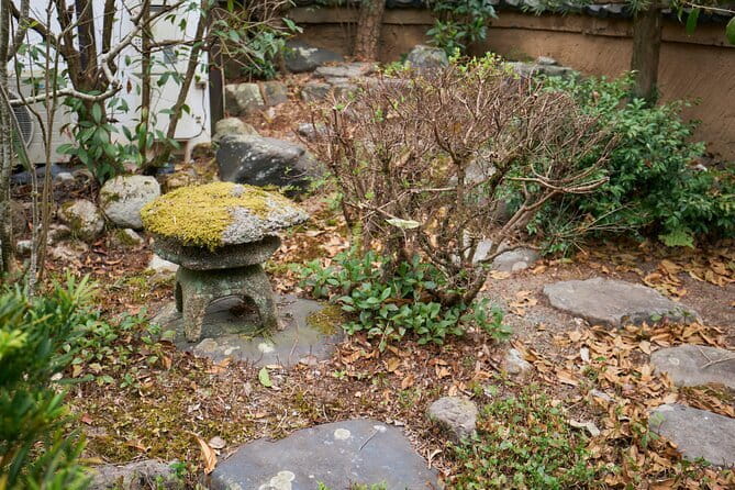 Authentic Ninja Weapon Forging Experience in Kyoto - Souvenir Value: Box, Carrying It Home, and What to Watch