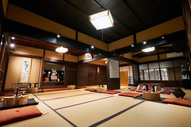 Authentic Ninja Weapon Forging Experience in Kyoto - From Samue Uniform to 800°C Furnace, Step by Step