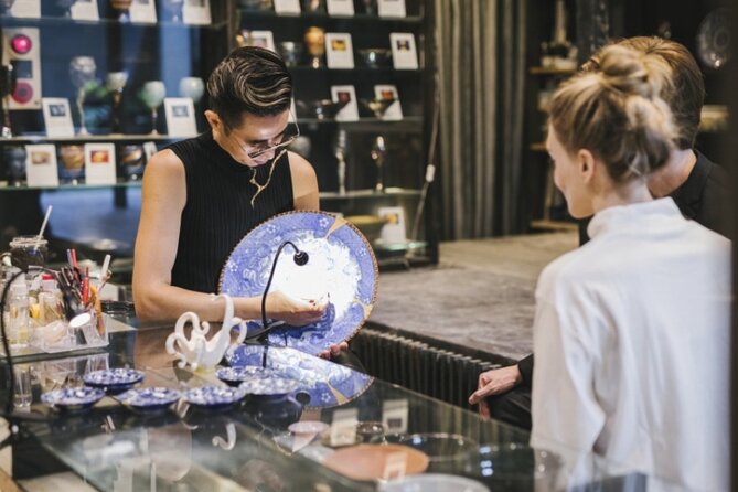 Authentic Pure Gold Kintsugi Workshop with Master Taku in Tokyo - A mindful craft break in Omotesando