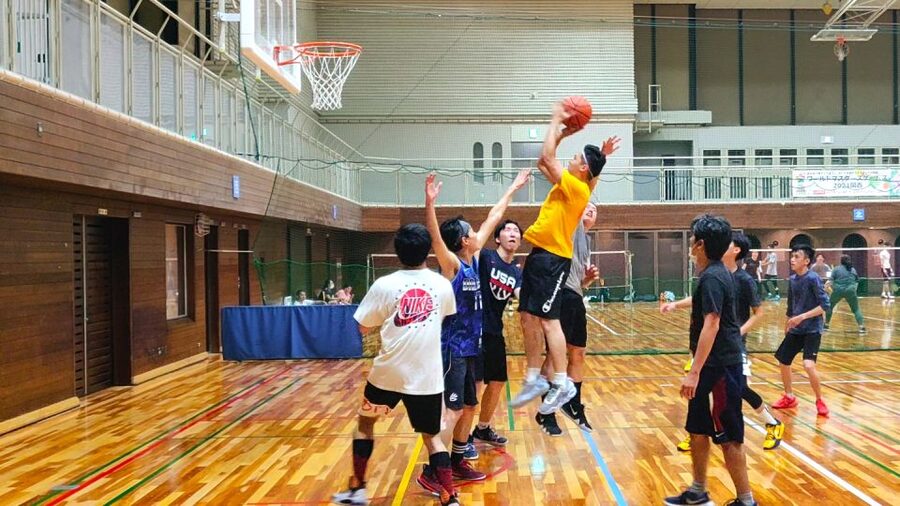 Basketball in Osaka with local players! - Before you go: shoes, gym location, and what to pack