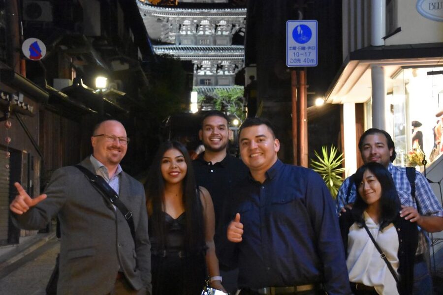 Best of Kyoto: Gion, Geisha, Pagodas & Cobblestones - Ninenzaka: When the Streets Do the Storytelling