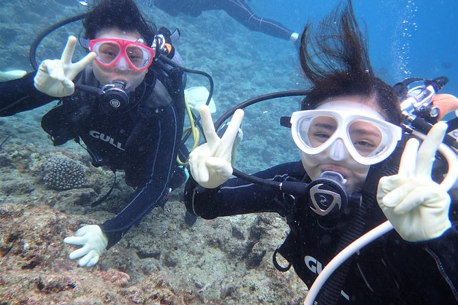 Blue Cave Area Experience Diving!Free feeding & photo images Chinese guide available!1 group with a dedicated instructor - Your instructor matters more than the name on the brochure