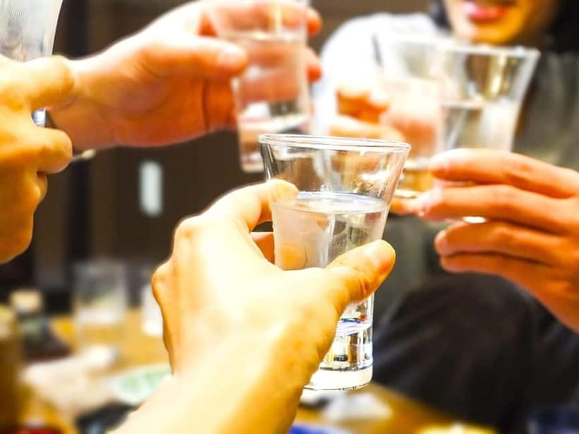 Casual Japanese sake tasting and snack experience, Kabukicho - Finding Shinjuku Ale in Kabukicho: where you might hesitate