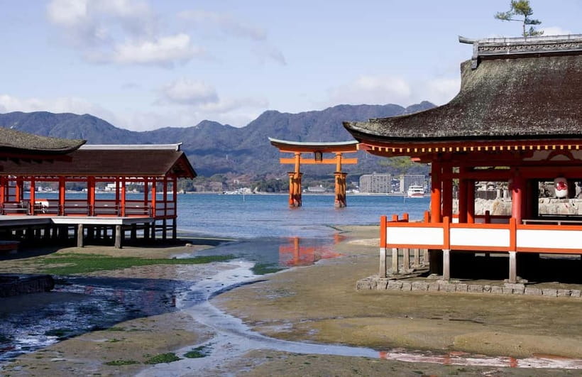 Day Trip to Hiroshima & Miyajima with Itsukushima Shrine - Ferry first, shrine next, and why the flow makes sense