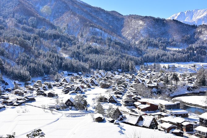 Departing from Takayama [Regular sightseeing bus] World Heritage Sites Shirakawago and Gokayama Ainokura - Nohi Bus and the comfort factor from Takayama