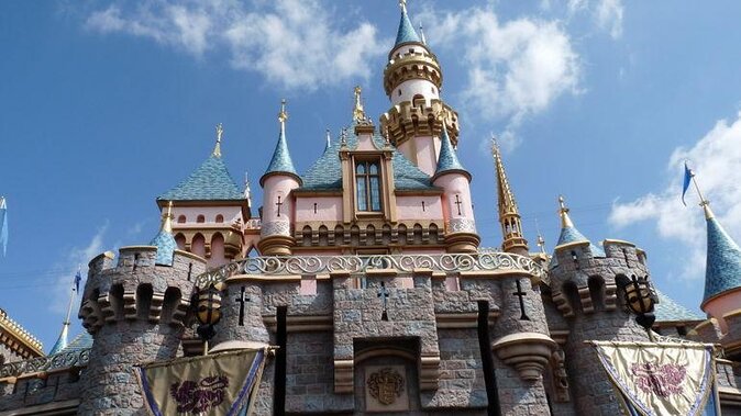 DisneyLand/Sea Ticket & Private Morning Ride from Hotel in Tokyo! - Quick hits: what makes this Tokyo Disney package tick