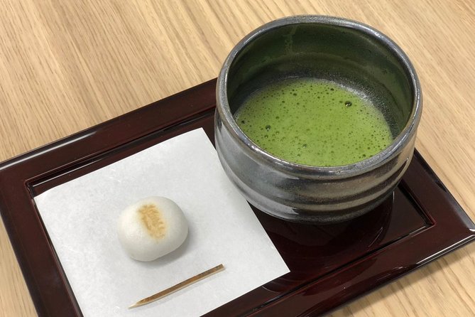 EDOCCO Tea House–A Quick Dive into Japanese Traditional Culture - Geisha dance show: short, focused, and explained in English