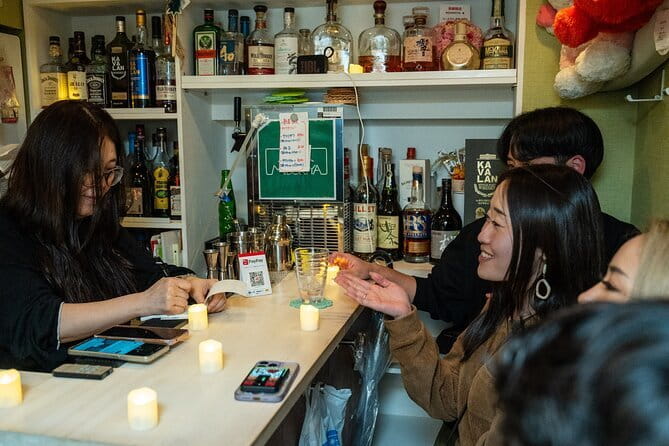 EXCLUSIVE Tokyo Secret: Kichijoji Small-Group Food & Bar Hopping - Hashigo-zake customs: it is not just eating, it is the table talk