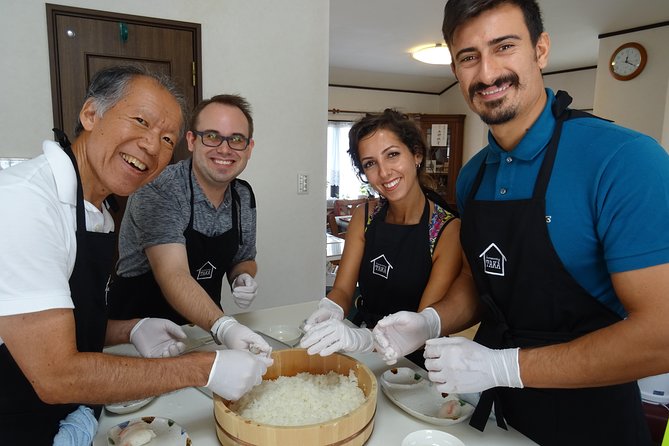 Experience all of Japanese culture and Japanese food experience classes "origami, udon, Japanese food, green tea, calligraphy" in 4 hours - Matcha and Japanese Sweets, the Calm Finish After Cooking