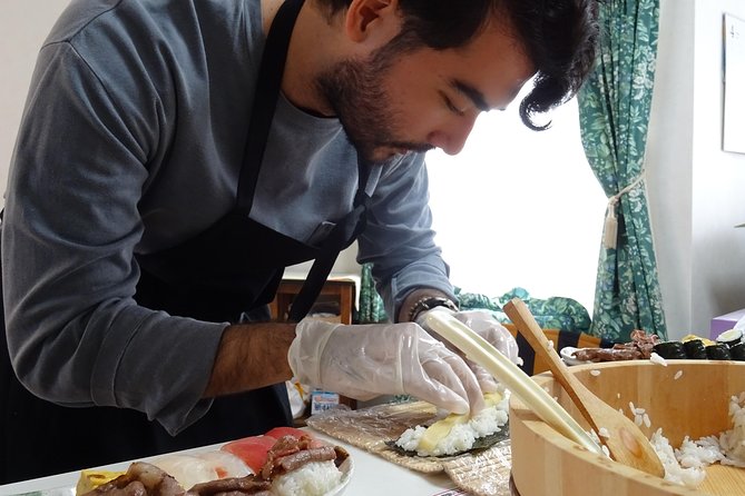 Experience all of Japanese culture and Japanese food experience classes "origami, udon, Japanese food, green tea, calligraphy" in 4 hours - Food Values and Dietary Flexibility, So Everyone Eats the Same Lesson