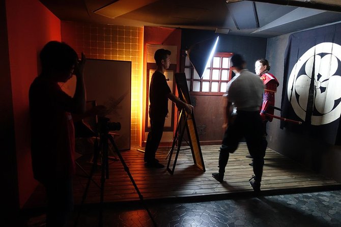 Experience of Samurai and Samurai license of Samurai Armor Photo Studio - The posing and photo setup: what you should expect