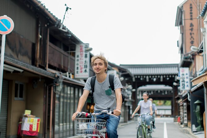 Explore Hidden Alleyway with a Local Expert (Morning tour) - Key things to know before you go
