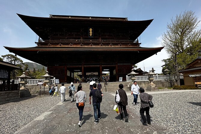 Food & Cultural Walking Tour around Zenkoji temple in Nagano - Sake tasting, soy sauce beans, pickles, and miso soup