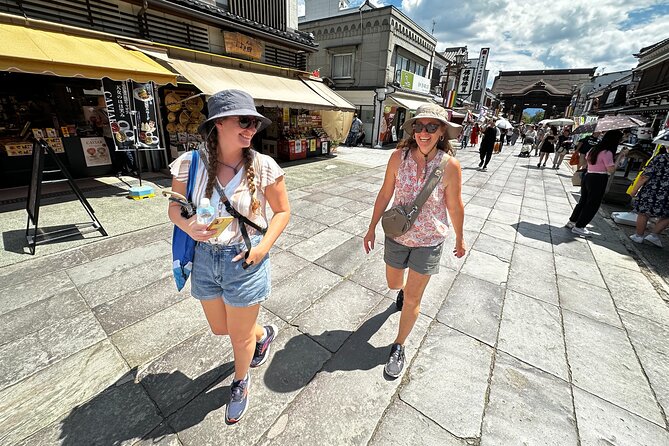 Food & Cultural Walking Tour around Zenkoji temple in Nagano - A quick pop-in shop and a shop-owner friendly pace