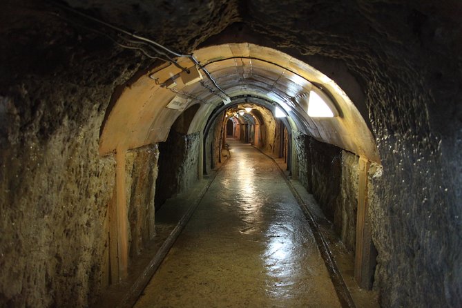 Former Navy HQ Headquarters Fees for visiting historical buildings for war and peace - The tunnel experience: low ceilings, tight movement, and clarity
