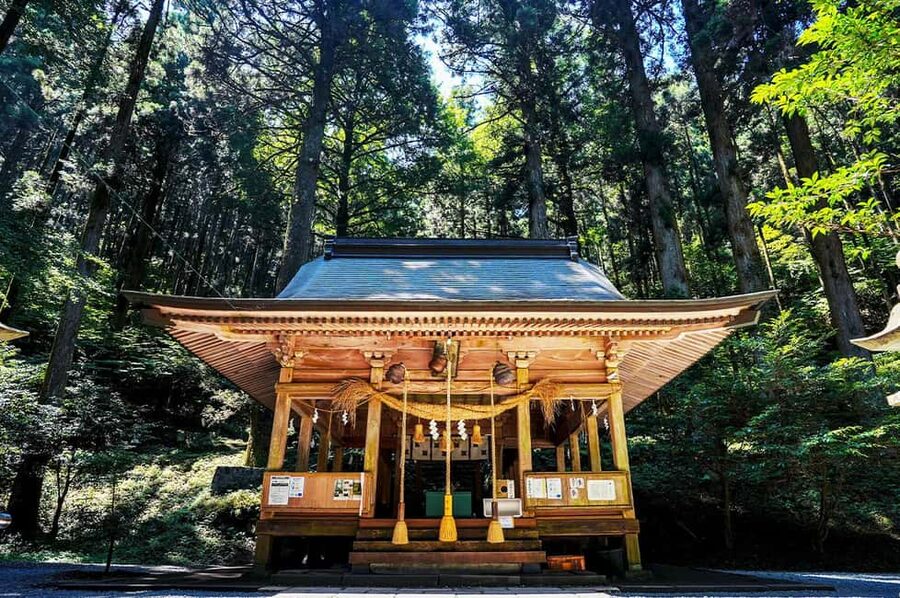 From Fukuoka: Miyazaki, Takachiho Gorge and Shrines Day Tour - Amano Iwato Shrine and Amano Yasugawara: The Amaterasu Cave and Your Wish Tower