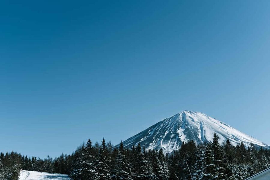 From Tokyo: Fujiyama Snow Resort Yeti Winter Ski Day Tour - How the 11-hour flow works from Tokyo to Yeti