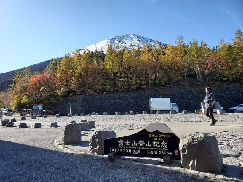 From Tokyo: Mt.Fuji, Lake Kawaguchi, Oshino Hakkai Day Tour - Oishi Park: your Fuji photo pause with an easy rhythm