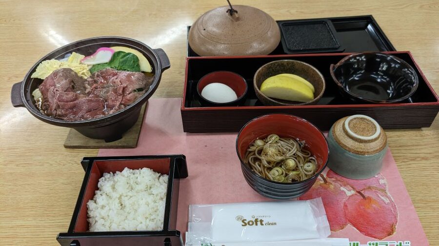 From Tokyo: Snow Monkey 1 Day Tour with Beef Sukiyaki Lunch - Who This Tour Is Best For, and Who Should Think Twice