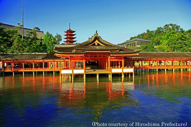 Full Day Hiroshima and Miyajima Bus Tour from Hiroshima - How this tour strings together two very different worlds