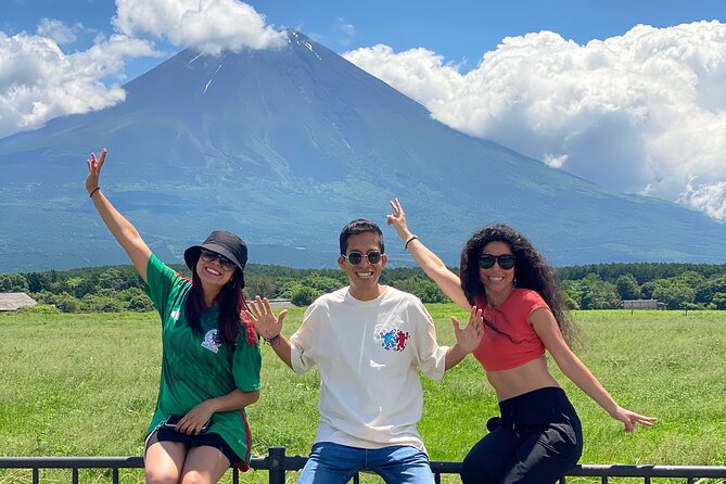 Full Day Tour to Mount Fuji in Spanish - A Mount Fuji day that mixes faith, food, and photo stops