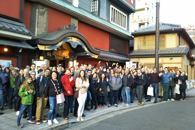 Gion Walking Tour by Night - Geiko and Maiko, kimono details, and daily life you can actually understand