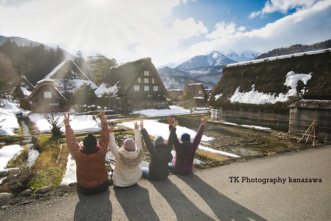 Gokayama and Shirakawago/Photoshoot by professional photographer - Two UNESCO villages, one efficient 6 to 7 hour photo day