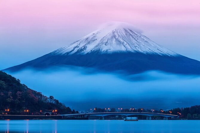 Haneda Airport: One Way Private Transfer to Tokyo|Yokohama Hotels - First 30 Minutes Matter: From Haneda to Tokyo or Yokohama