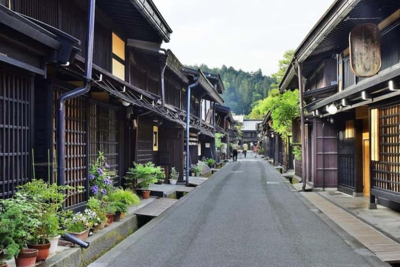 Hida Takayama, Shirakawa-go+Observatory|Day Trip from Nagoya - A 10-hour Nagoya day trip that links Takayama and Shirakawa-go
