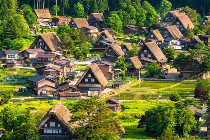 Hida Takayama, Shirakawa-go+Observatory|Day Trip from Nagoya - Takayama old townscape walk, canals, sake-bayashi, and noren curtains