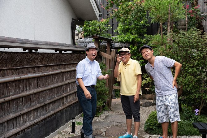 Highlights & Hidden Gems With Locals: Best of Kyoto Private Tour - Kyoto Municipal Zoo area: narrow lanes with feudal-era vibes