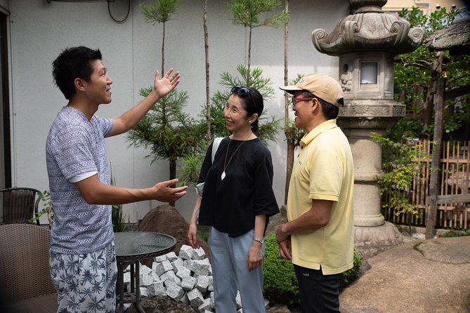 Highlights & Hidden Gems With Locals: Best of Kyoto Private Tour - Nishiki Market in 20 minutes: snack strategy beats wandering
