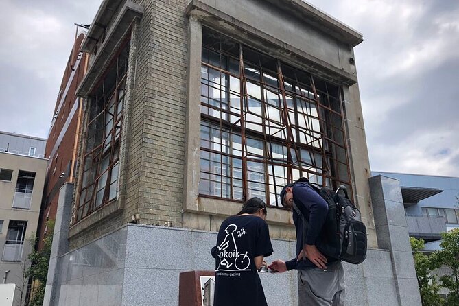 Hiroshima 3hr Peace Cycling Tour with Local Guide - Hiroshima Castle and Gokoku Shrine: context before the impact