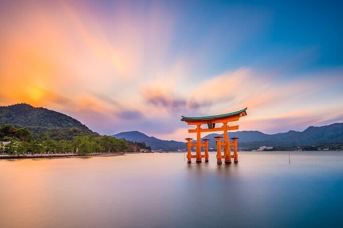 Hiroshima and Miyajima Day Trip with Itsukushima Shrine & Ferry - Hiroshima Peace Memorial Park: Atomic Bomb Dome Views and a Somber Visit
