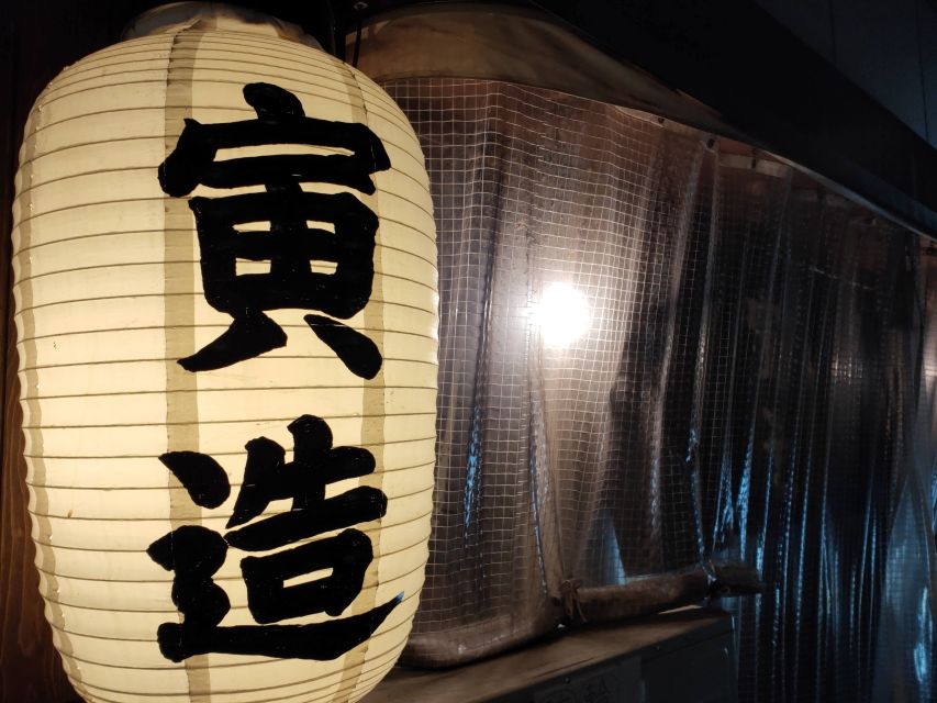 Hiroshima: Food and Culture Guided Walking Tour with Dinner - Restaurant stop 3: finishing strong with Hiroshima-style favorites