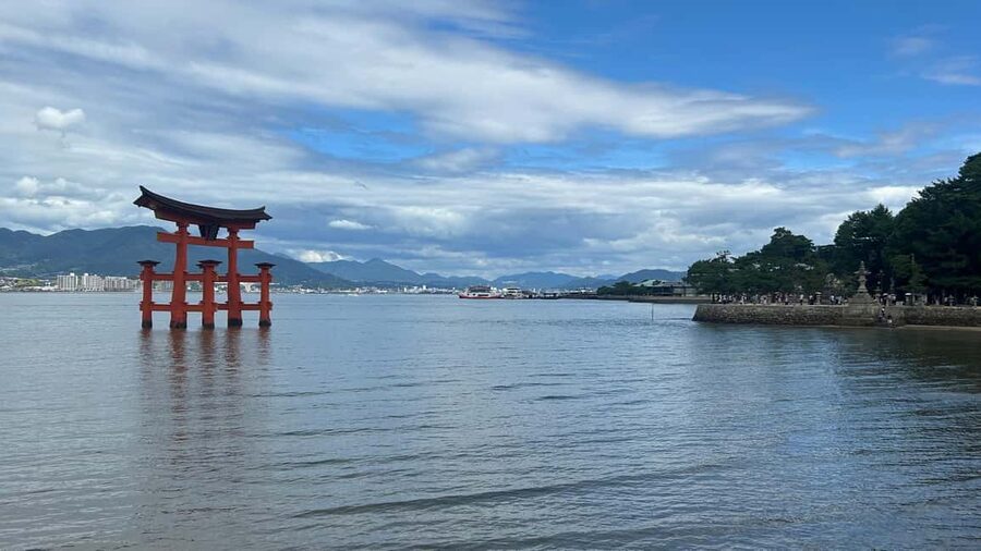 Hiroshima & Miyajima 6.5h Guided Tour – Dome, Park & Shrine - Key Points You Should Know Before You Go