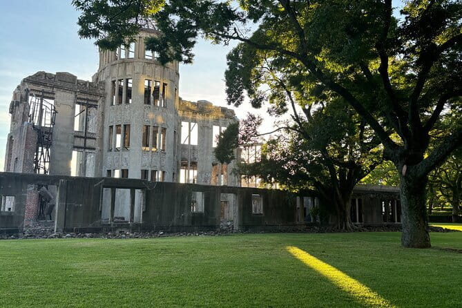 Hiroshima & Miyajima: Private Full-Day Tour with a Local Guide - Peace Memorial Museum: Choose Your Pace Without Losing the Thread