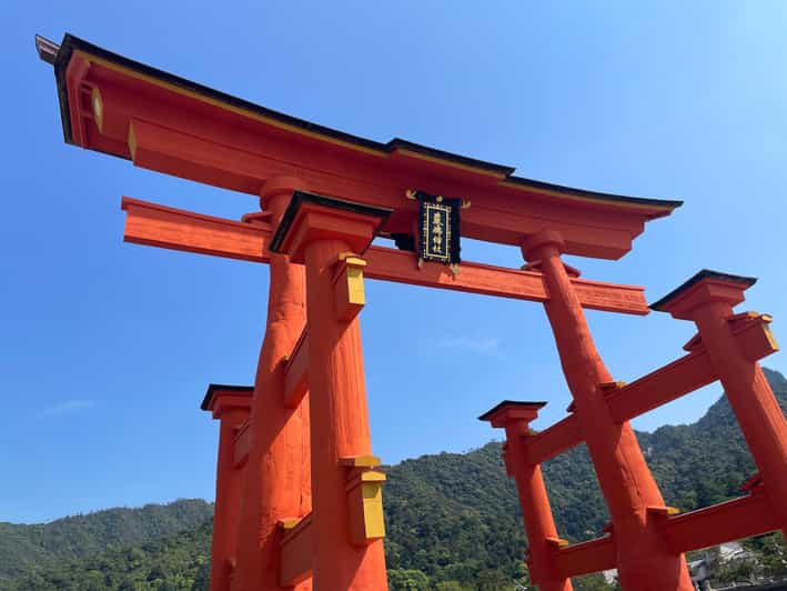 Hiroshima & Miyajima: UNESCO A-Bomb Dome & Itsukushima - Your private day, from Miyajima tides to Hiroshima’s memory sites