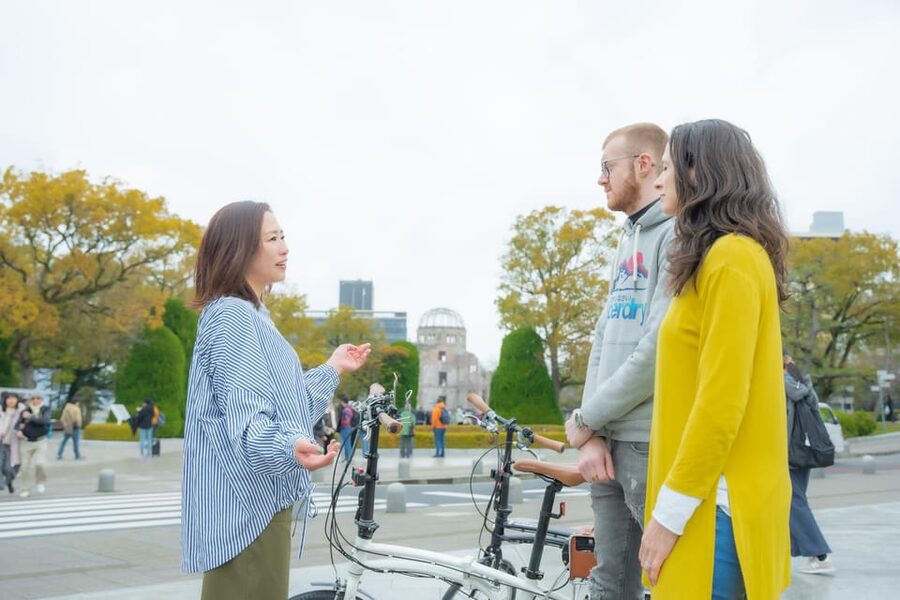Hiroshima: Peace Cycling Tour with Local Guide - The 3 Hour Route: Hiroshima Castle to the Bridges and River Stops