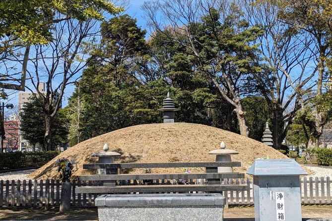 Hiroshima Peace Memorial and Atomic Bomb Dome Private Tour - Stop 2: Hiroshima National Peace Memorial Hall for Atomic Bomb Victims